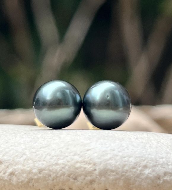 éclatantes perles de Tahiti de couleur bleue - Origine Polynésie française garantie - Nouveau fermoir très sécurisé - diamètre parfait 8/9mm - livraison gratuite