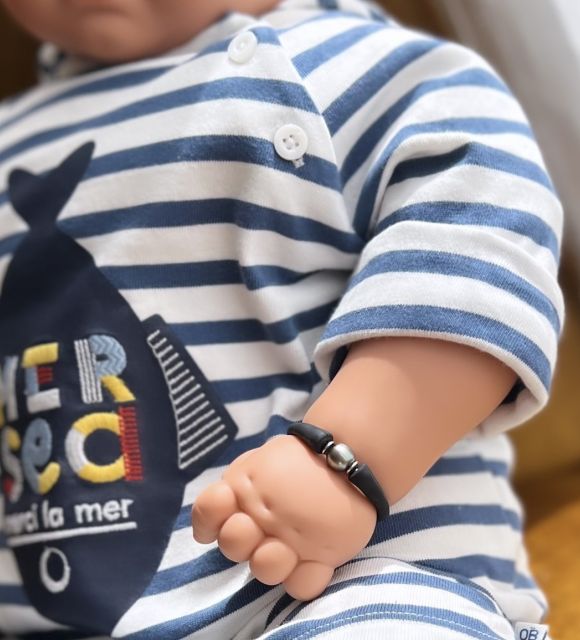Découvrez le bracelet en véritable perle de Tahiti pour enfant - pour les petits surfeurs - livraison gratuite