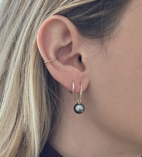 Bijou en perle de Tahiti aux reflets rares et lustre exceptionnel. Certificat d’authenticité et livraison sécurisée – Poemotu