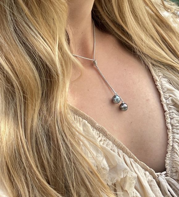 Tahitian pearl jewellery with rare hues and exceptional lustre. Certificate of authenticity and secure delivery – Poemotu